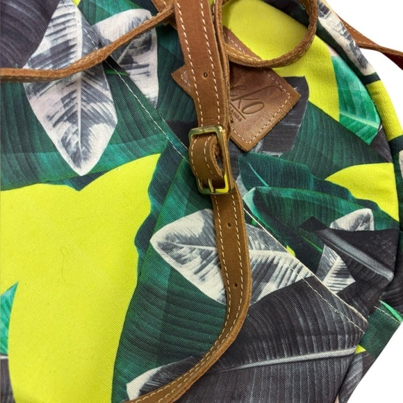 Sseko Crossbody Leather Canvas Tropical Print Circle Bag Made in Uganda - Picture 13 of 13